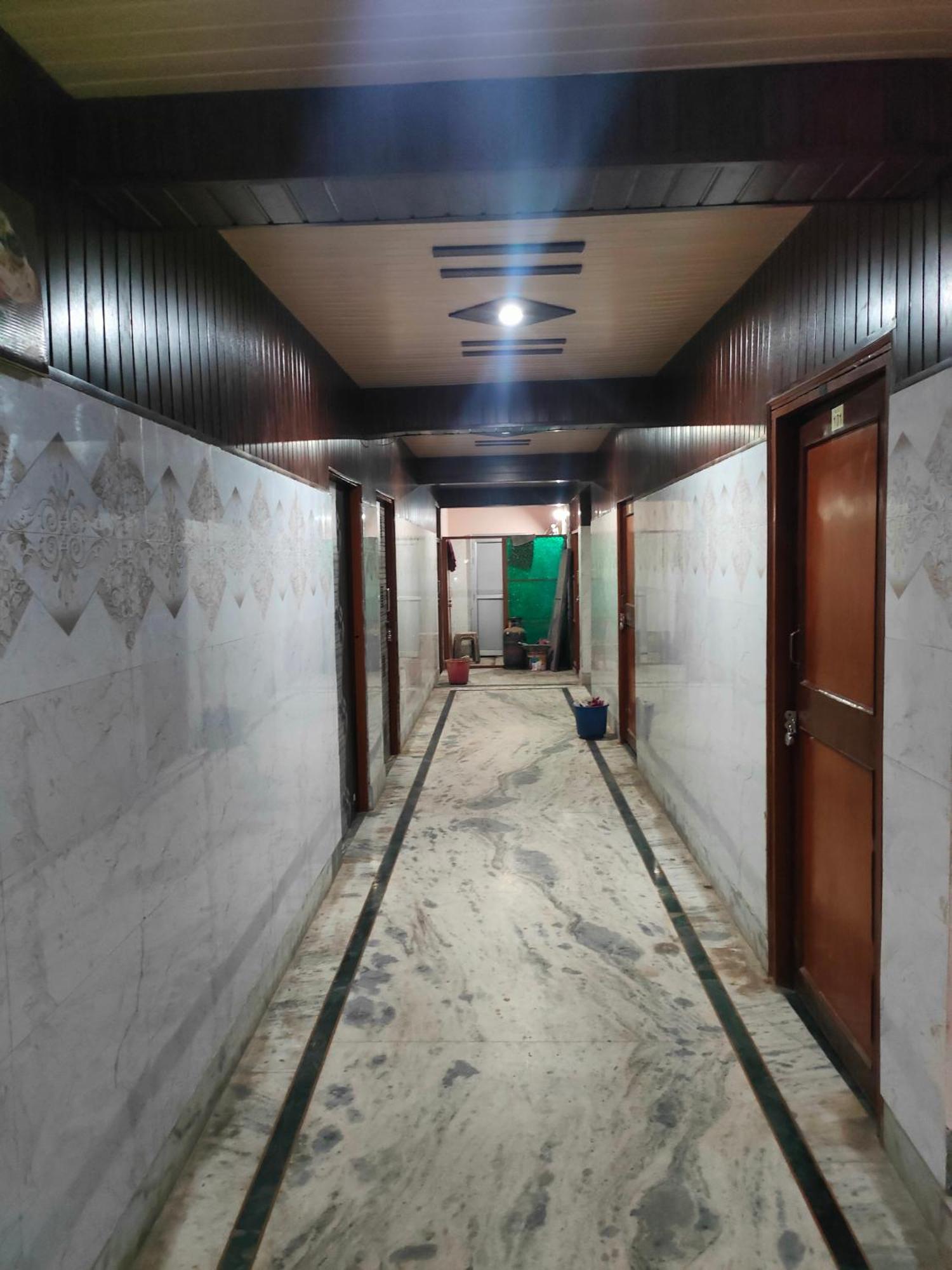 Sgh Guest House Mathura Exterior photo